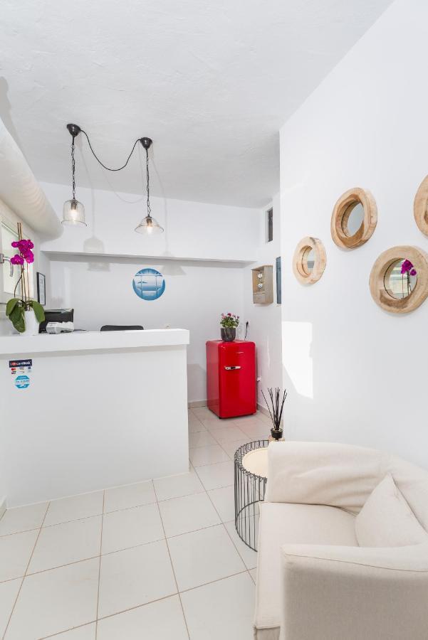 דריוס La Mer Seaside Apartments מראה חיצוני תמונה